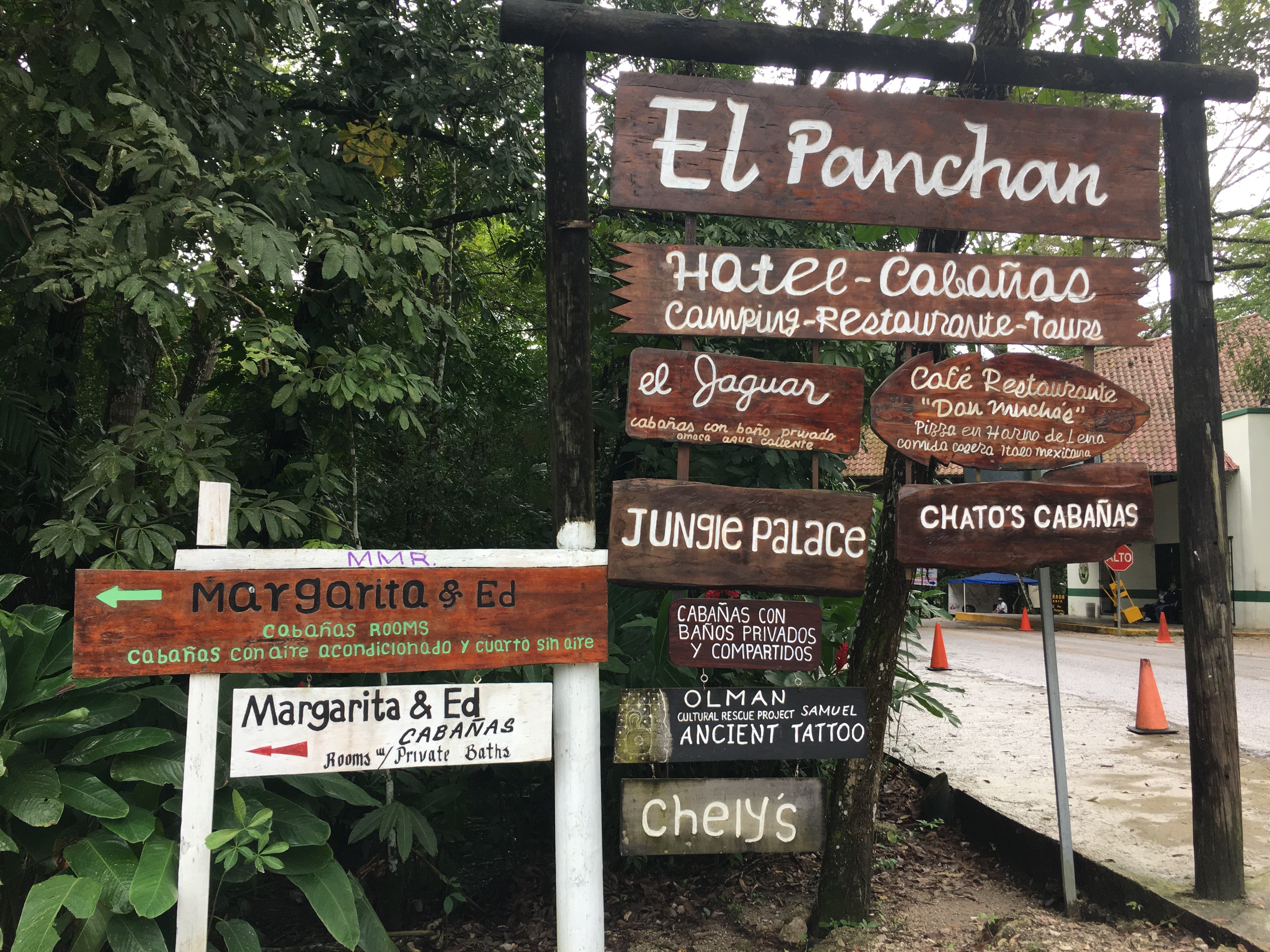 El Panchan sign from the road
